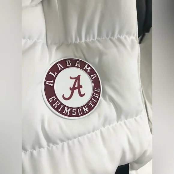 Gameday Couture Alabama Crimson Tide white puffer hooded winter vest size Medium
